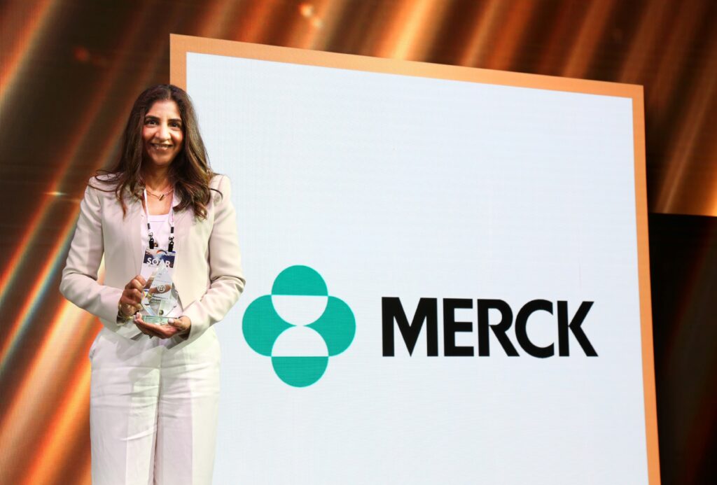 Sonal Humane accepting the Moxie Award for Merck