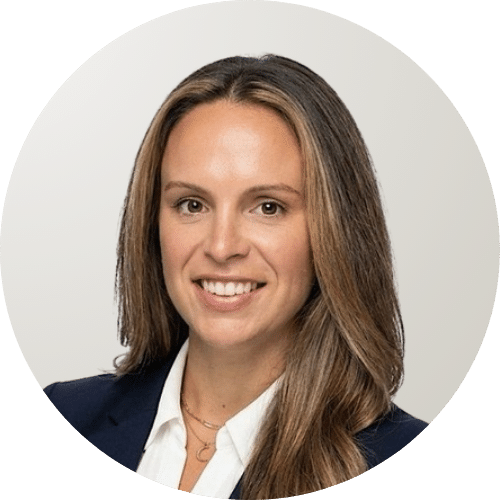 Headshot of Laura Rog